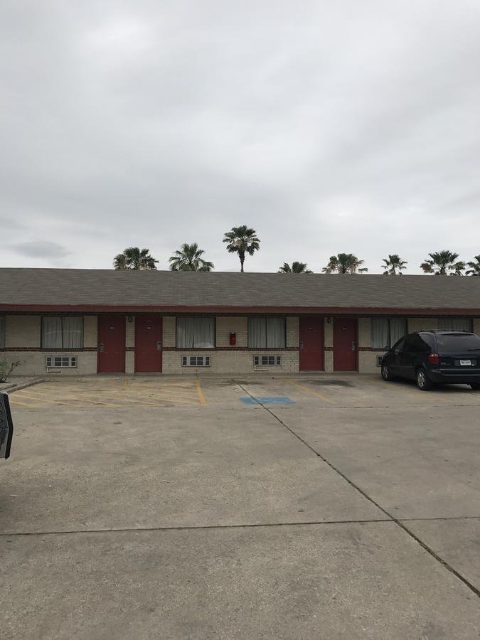 Homestead Inn San Antonio Exterior photo